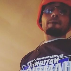 Meet your Posher, Travis